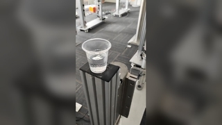 Η πύλη ταχύτητας με κινητήρα χωρίς ψήκτρες εξασφαλίζει γρήγορη πρόσβαση χωρίς να παγιδεύει ανθρώπους.